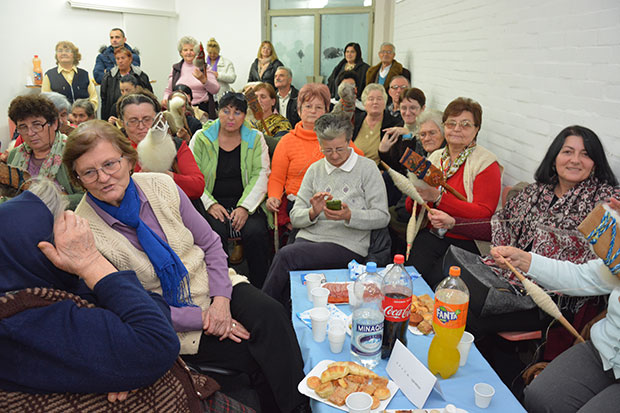 Крупањ: Вретено угрејало прсте и душу